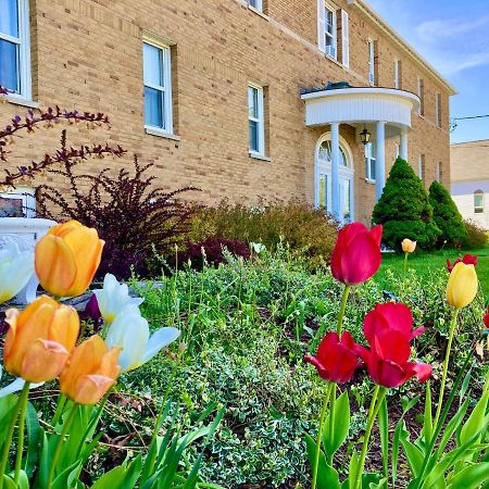 Garden Grove Retreat & Lodging Near Pictured Rocks, Fayette, Trails المظهر الخارجي الصورة