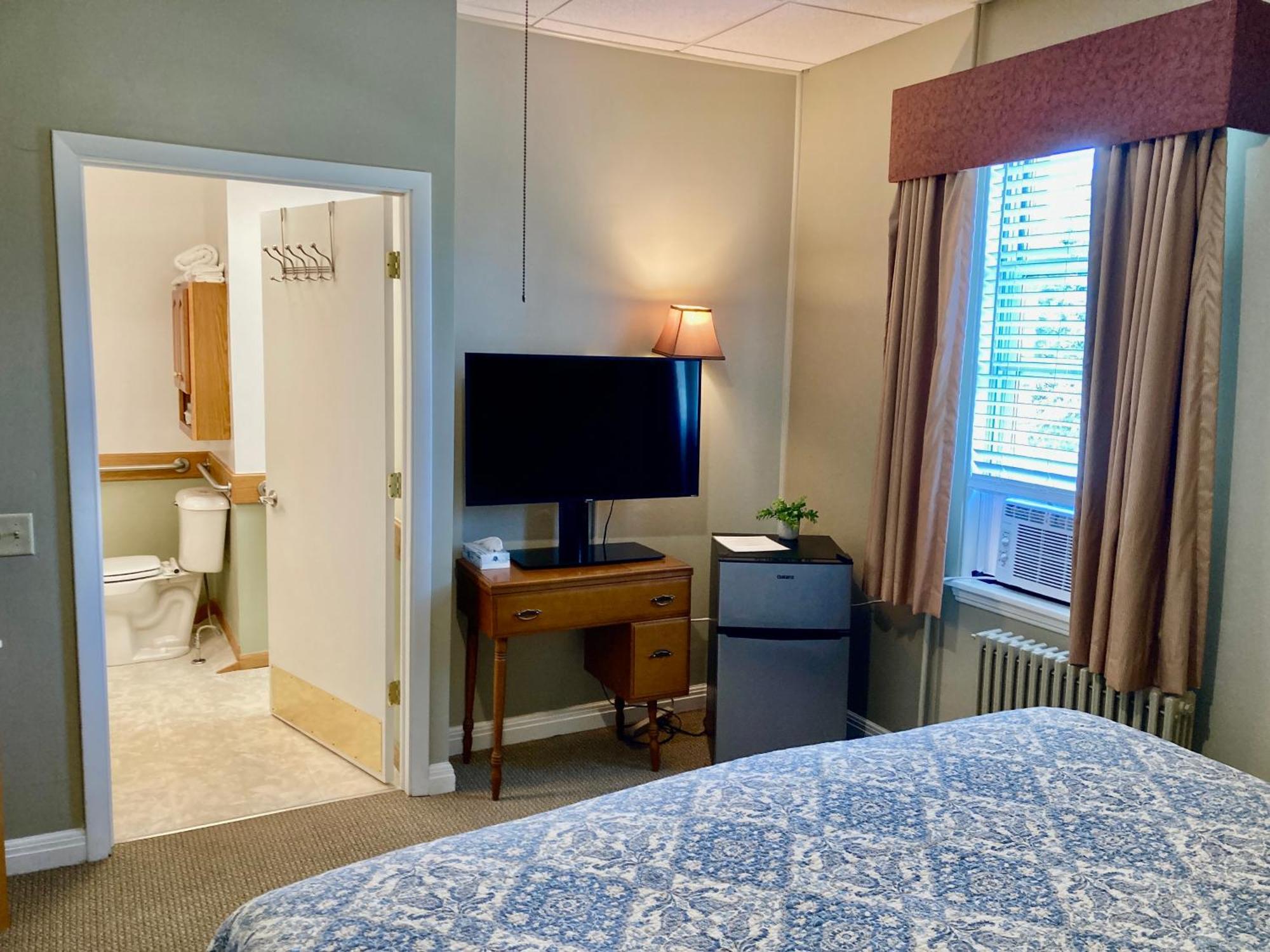 Garden Grove Retreat & Lodging Near Pictured Rocks, Fayette, Trails المظهر الخارجي الصورة