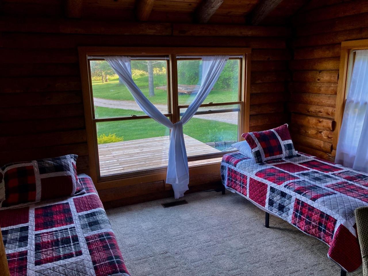 Garden Grove Retreat & Lodging Near Pictured Rocks, Fayette, Trails المظهر الخارجي الصورة