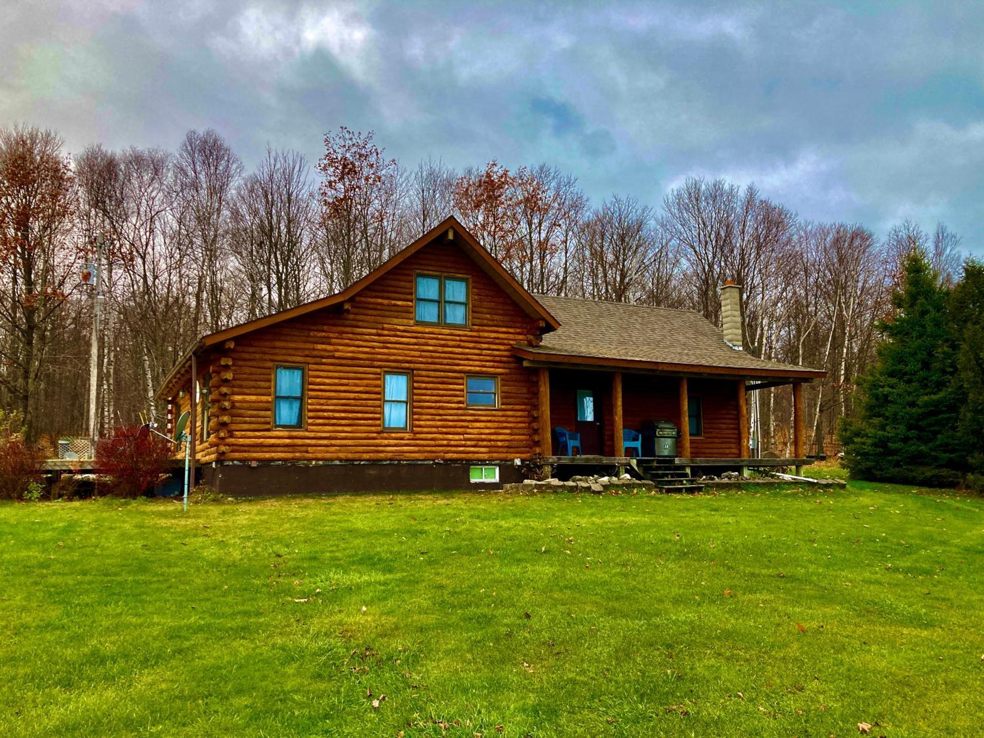 Garden Grove Retreat & Lodging Near Pictured Rocks, Fayette, Trails المظهر الخارجي الصورة