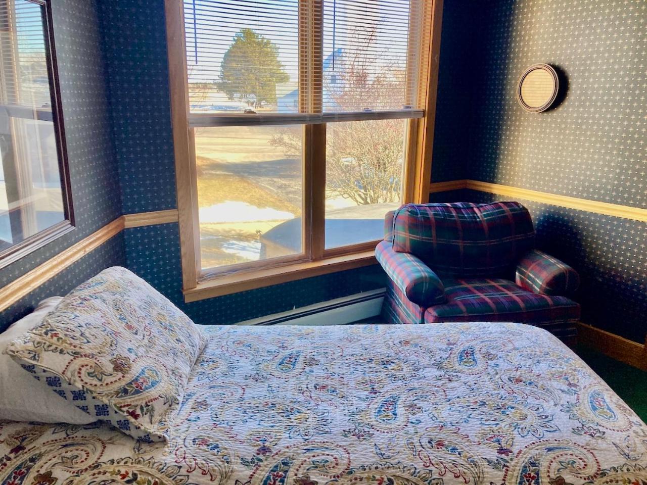Garden Grove Retreat & Lodging Near Pictured Rocks, Fayette, Trails المظهر الخارجي الصورة