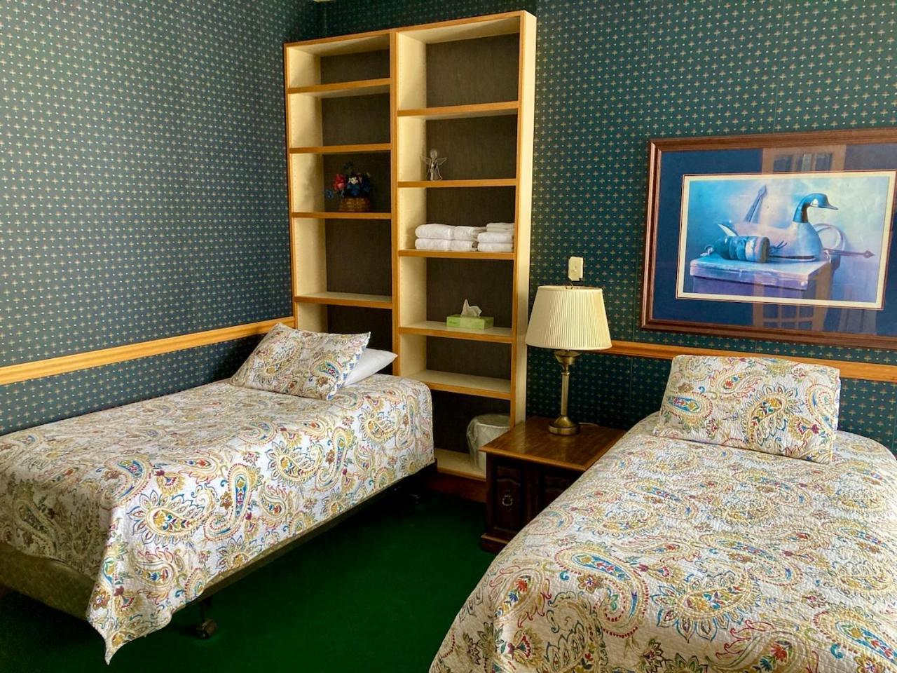 Garden Grove Retreat & Lodging Near Pictured Rocks, Fayette, Trails المظهر الخارجي الصورة